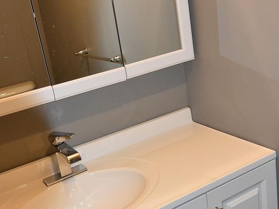 5th image of 4700 Parkside Ave #1A
