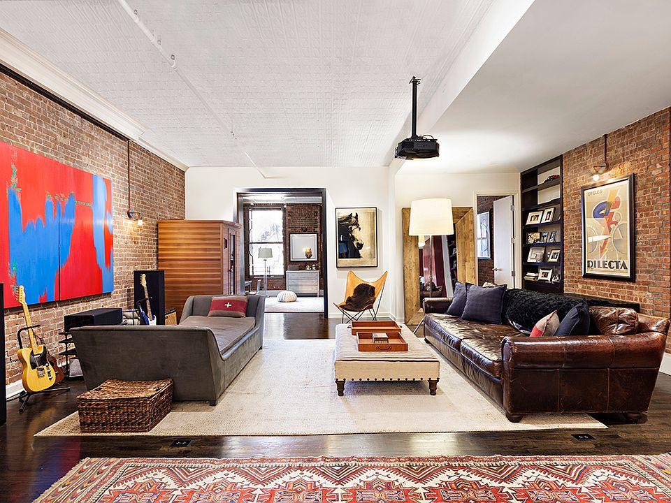 1st image of 169 Mercer St Floor 3