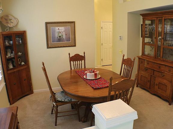 5th image of 10622 Roundwood Glen Ct