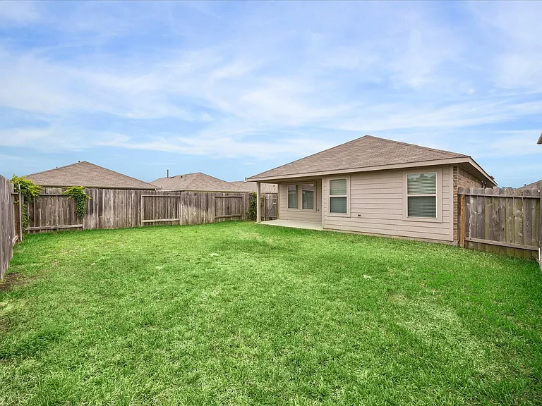 16691 Lonely Pines Dr — Photo 28