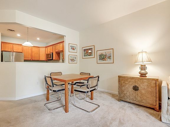 4th image of 36 Abigail Way Unit 1009