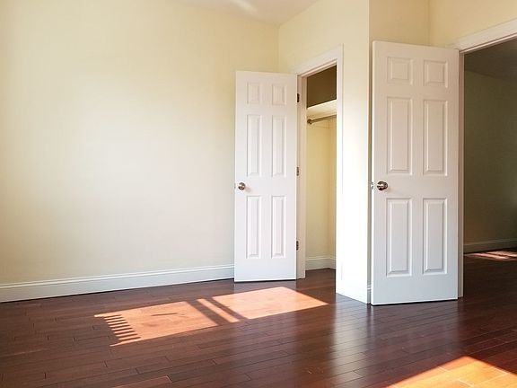 4th image of 3072 44th St APT 2L