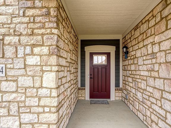 2nd image of 3674 Quarter Pole Ln