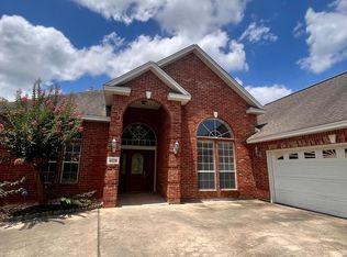 6120 Gracemount Ln, Beaumont, TX 77706