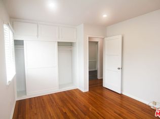 6263 S La Tijera Blvd #6263, Los Angeles, CA 90056