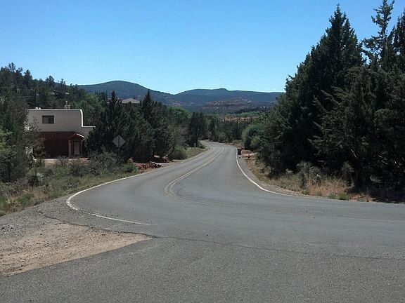 3rd image of 55 Zane Grey Dr
