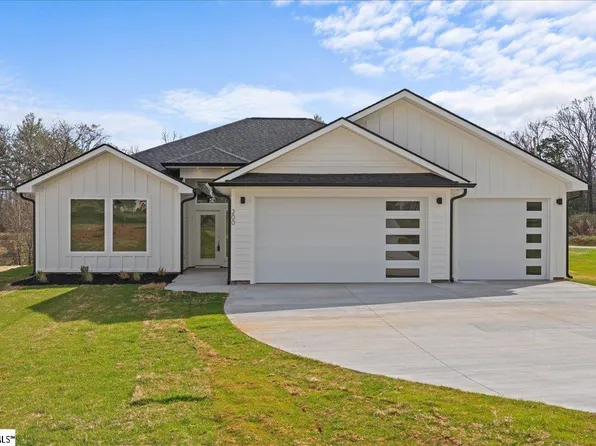 200 Tot Howell Rd, Greer, SC 29651
