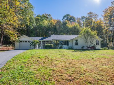 223 Tuttle Road, Woodbury, CT, 06798