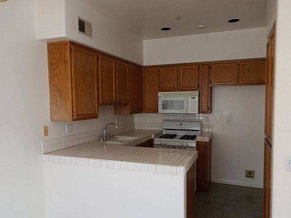 3rd image of 1216 N Sunflower Ave APT C