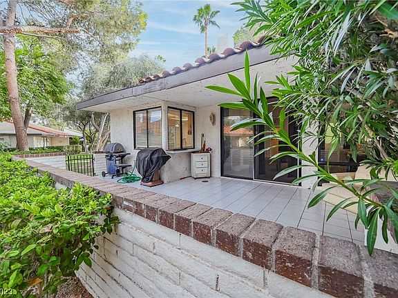 4th image of 3426 Pino Cir