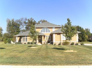 201 Roberts Creek Cir, Manchester, TN 37355