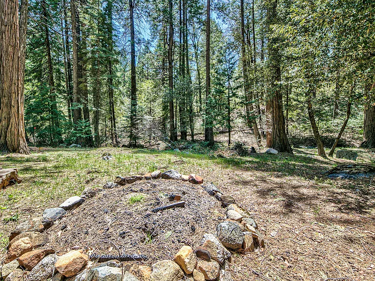 1320 Squaw Rock Trl — Photo 3