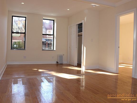 2nd image of 1115 Union St APT 1B