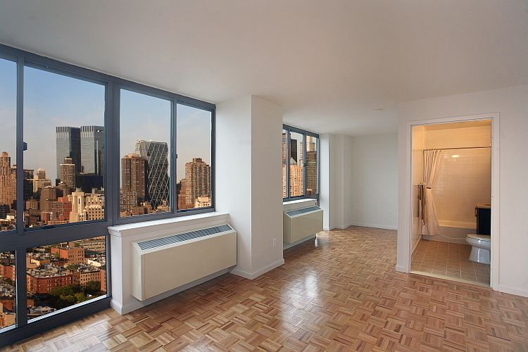 1st image of 580 W 48th St