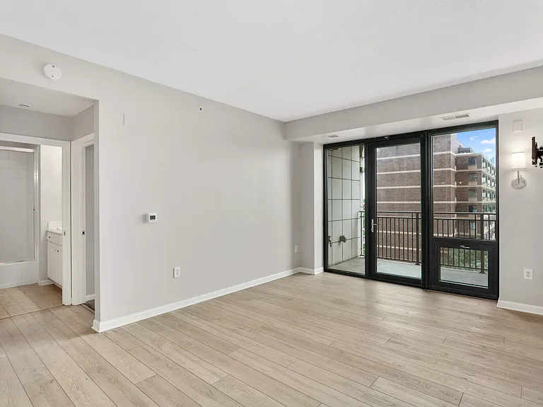 500 E Grant St — Photo 29