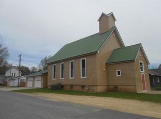 404 E MAIN STREET, La Farge, WI 54639