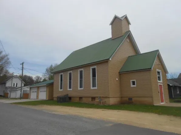 404 E MAIN STREET, La Farge, WI 54639