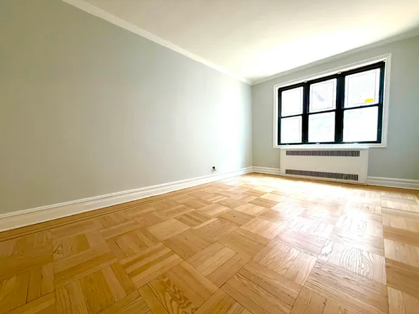 1901 Avenue N image 1 of 13