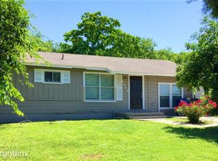6522 W Commerce St, San Antonio, TX 78227