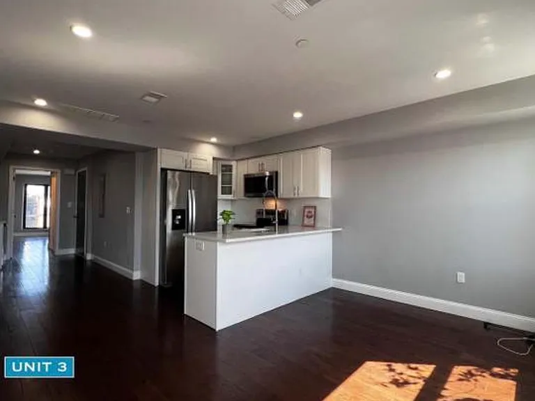 1606 Point Breeze Ave #3 — Photo 11