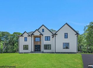 72 Heritage Dr, West Milford, NJ 07480