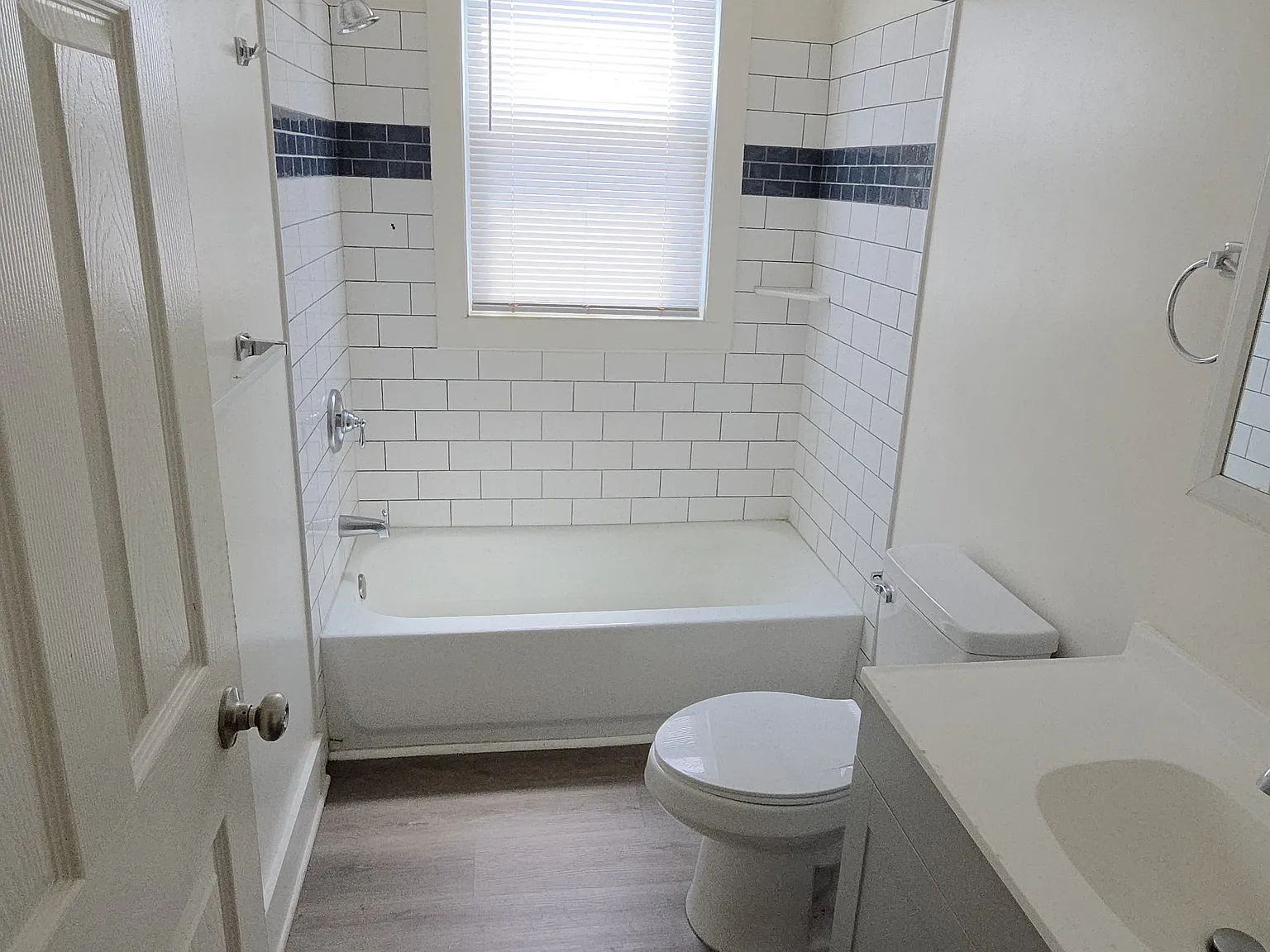 2 bed, 1014 sqft, $1,100 — Photo 4