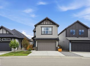 21845 98a Ave NW, Edmonton, AB T5T 7J3