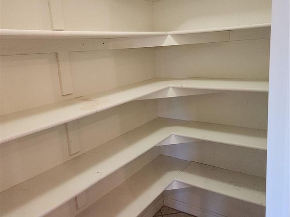 5th image of 2451 Kipling Street #201