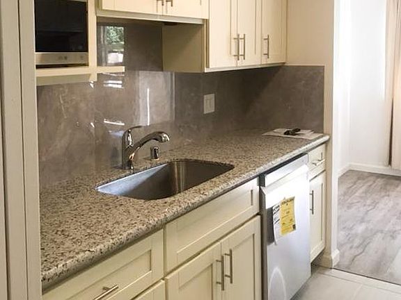 5th image of 765 San Antonio Rd APT 37