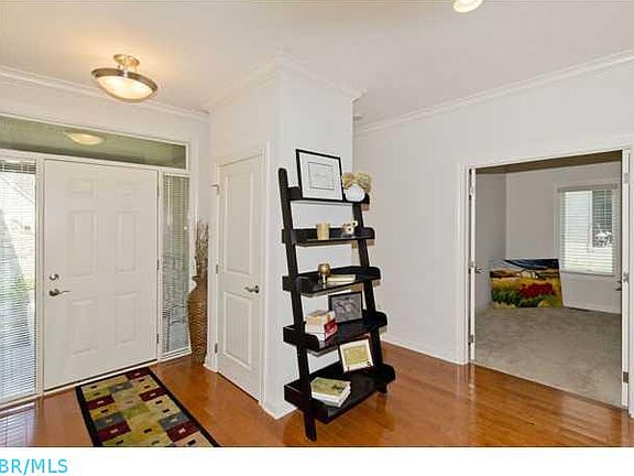 5th image of 10035 Tarrington Ct