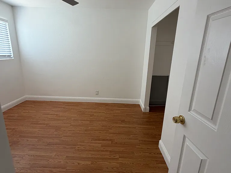 1856 Grove Ave #1856 — Photo 5