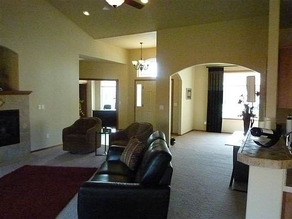 2nd image of 4109 Norma Loop