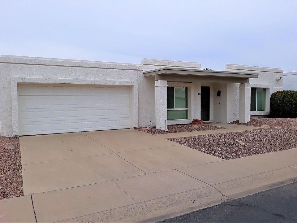 1st image of 814 E Michelle Dr