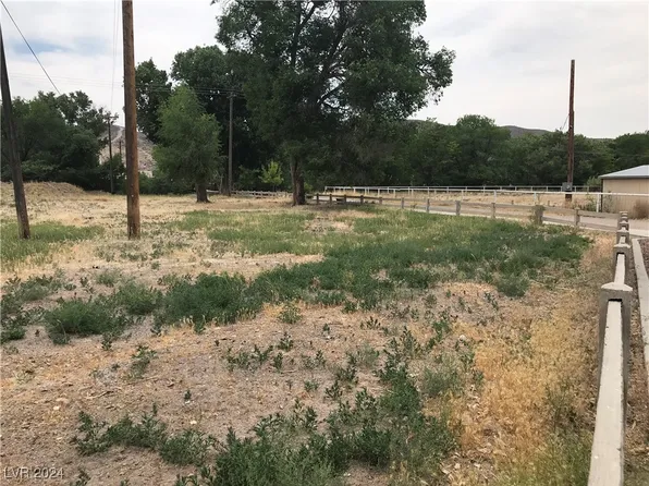 Minnie St, Caliente, NV 89008