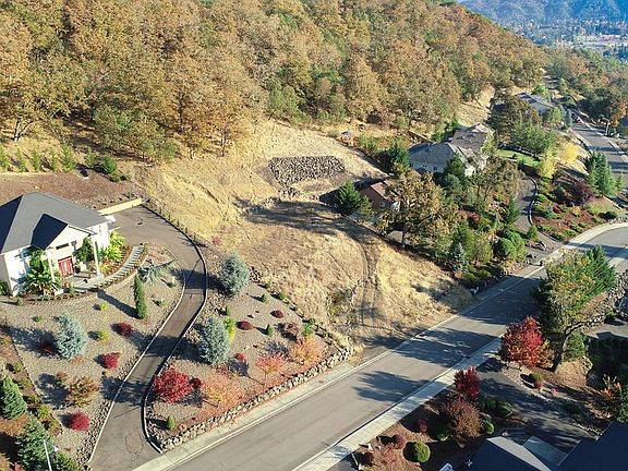 3rd image of 2767 NW Daysha Dr