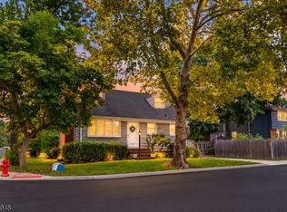 1356 Lambert St, Rahway City, NJ 07065
