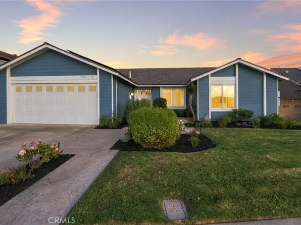 23436 Ancia Ln, Mission Viejo, CA 92691