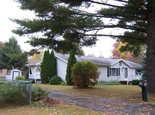 412 Jefferson St, Coleman, MI 48618