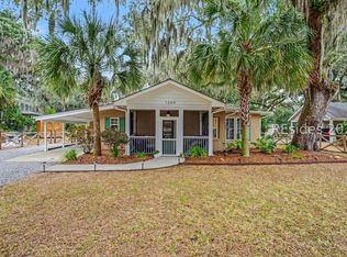 1309 Newcastle St, Beaufort, SC 29902
