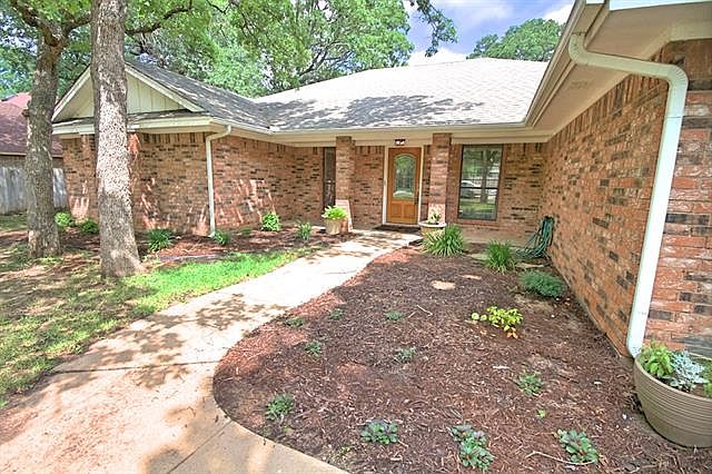 1st image of 6312 Sioux Dr