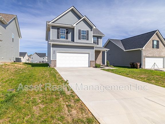 3rd image of 7822 Tree Line Ln