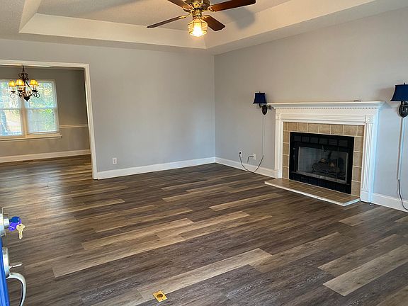 4th image of 146 Suffolk Dr