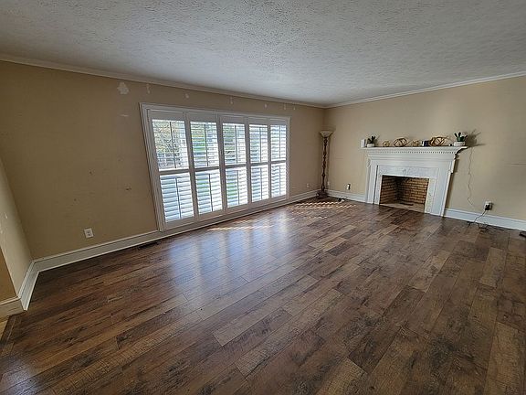 2nd image of 1336 Johnson Rd
