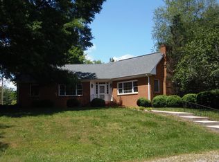 1502 Electric Rd SW, Roanoke, VA 24018
