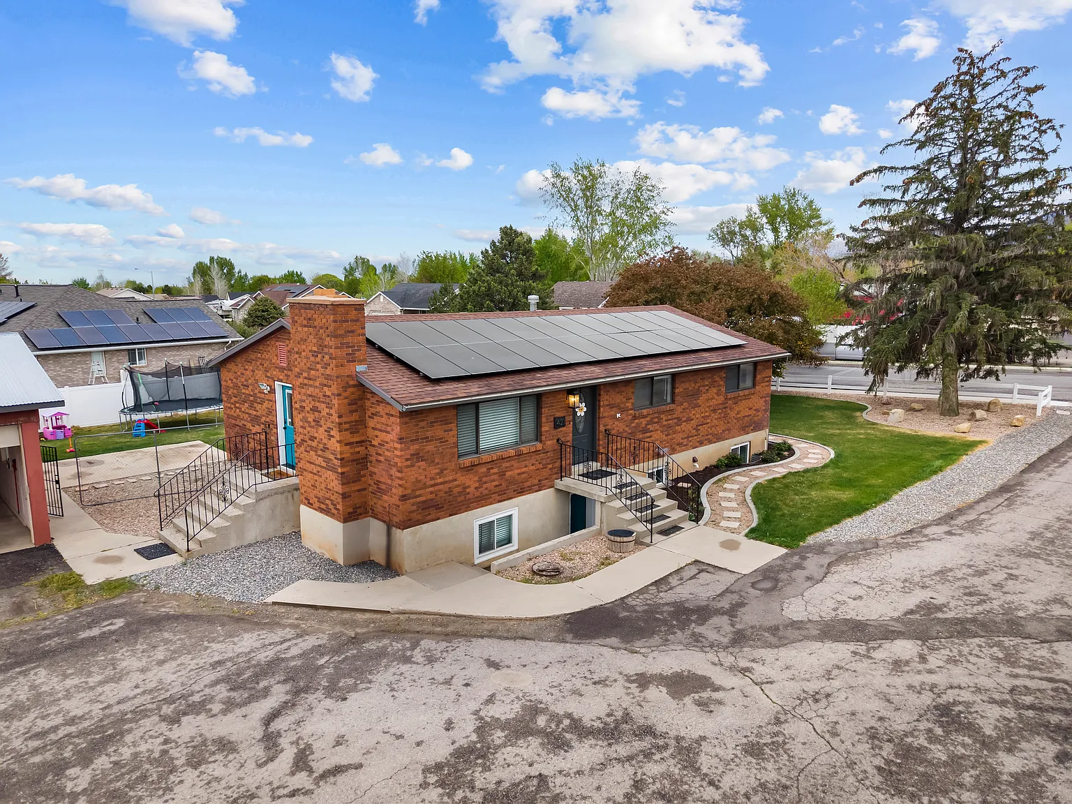 421 N 500 W — Photo 1
