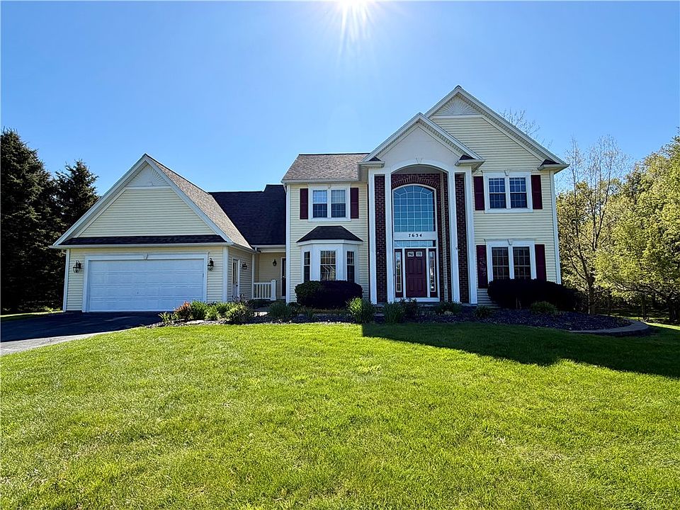 1st image of 7634 Creekwood Est