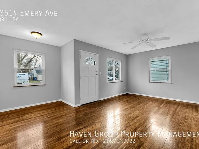 13514 Emery Ave — Photo 4