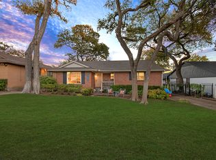 9036 Westbriar Dr, Dallas, TX 75228