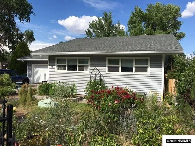 781 Crain St photo 1