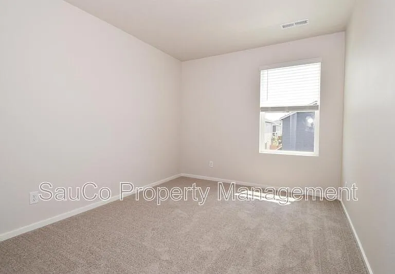 2269 Livesay Ln — Photo 18
